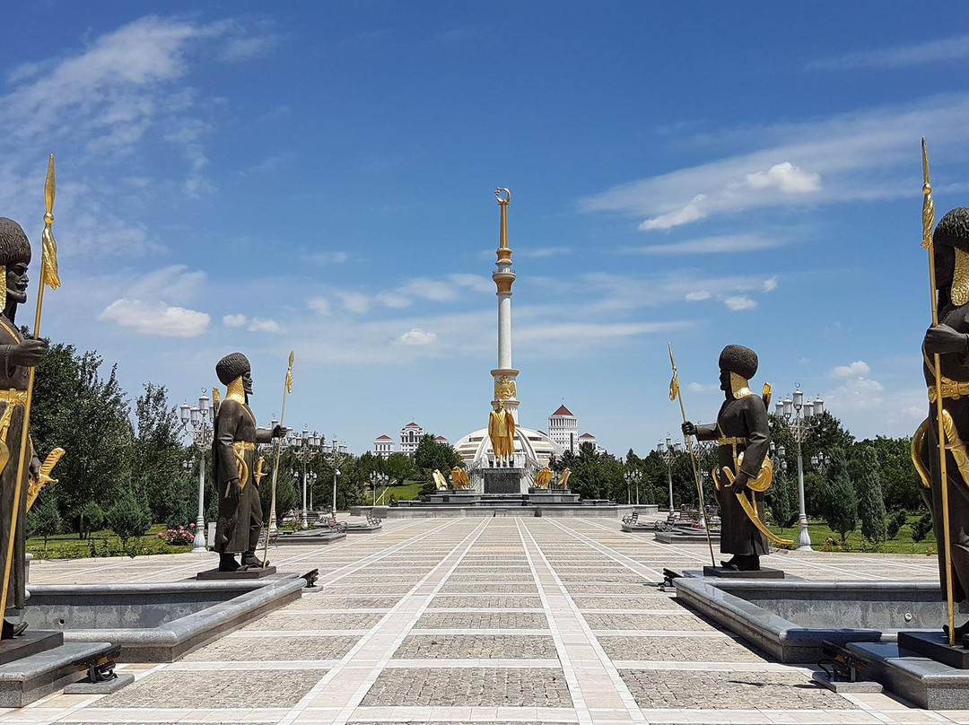 Rovach-AB tourism company-Darvaza必去景点
