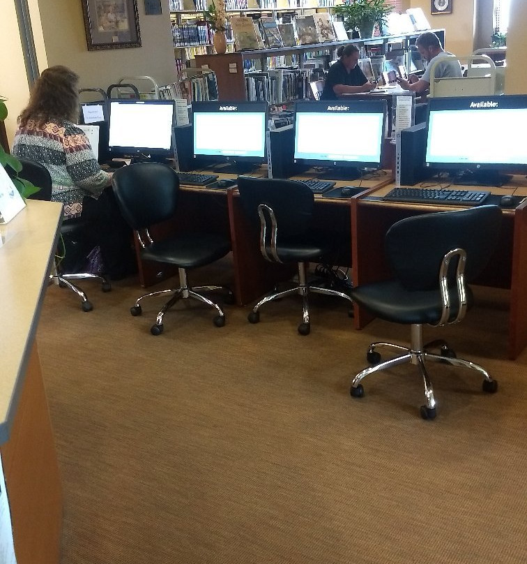 Art Circle Public Library-Crossville必去景点