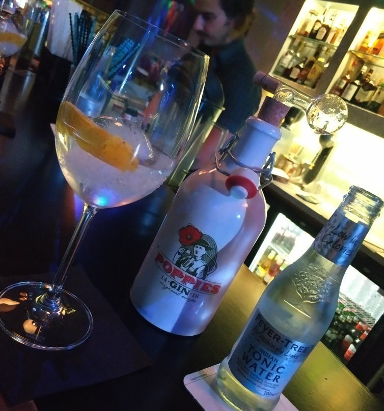 SixtySix Shisha Cocktail Bar景点图片