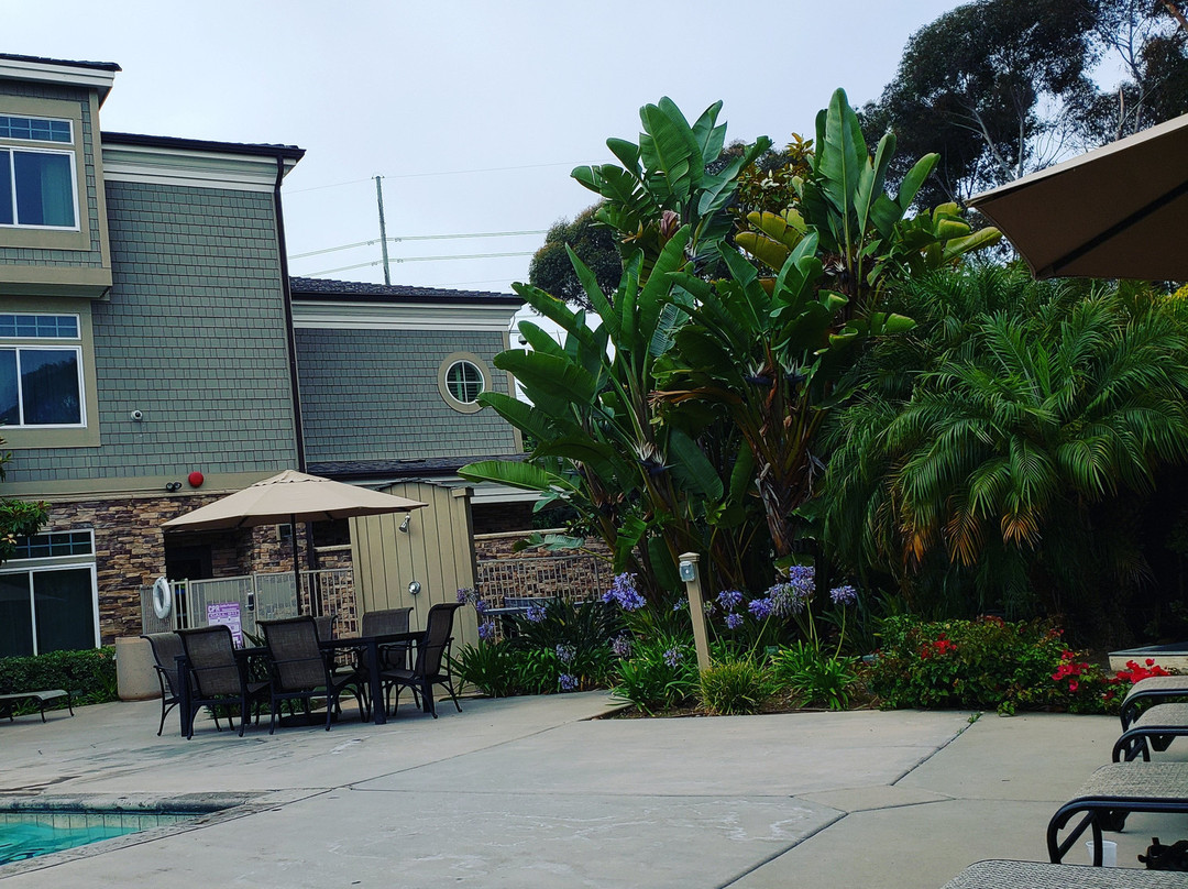 West Inn & Suites Carlsbad主图