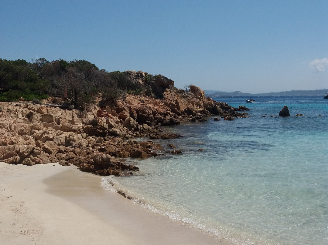 Spiaggia di Cavalieri-Budelli必去景点
