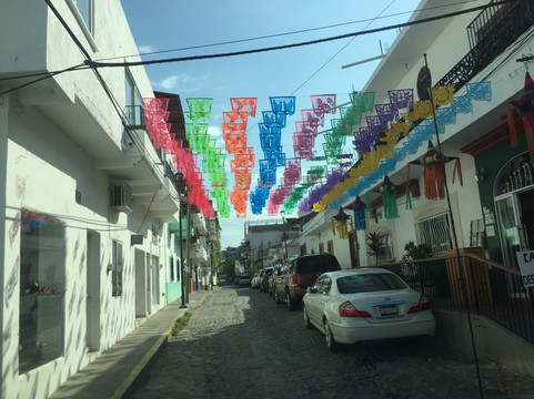 Sierra Magica Tours-瓦拉塔港必去景点