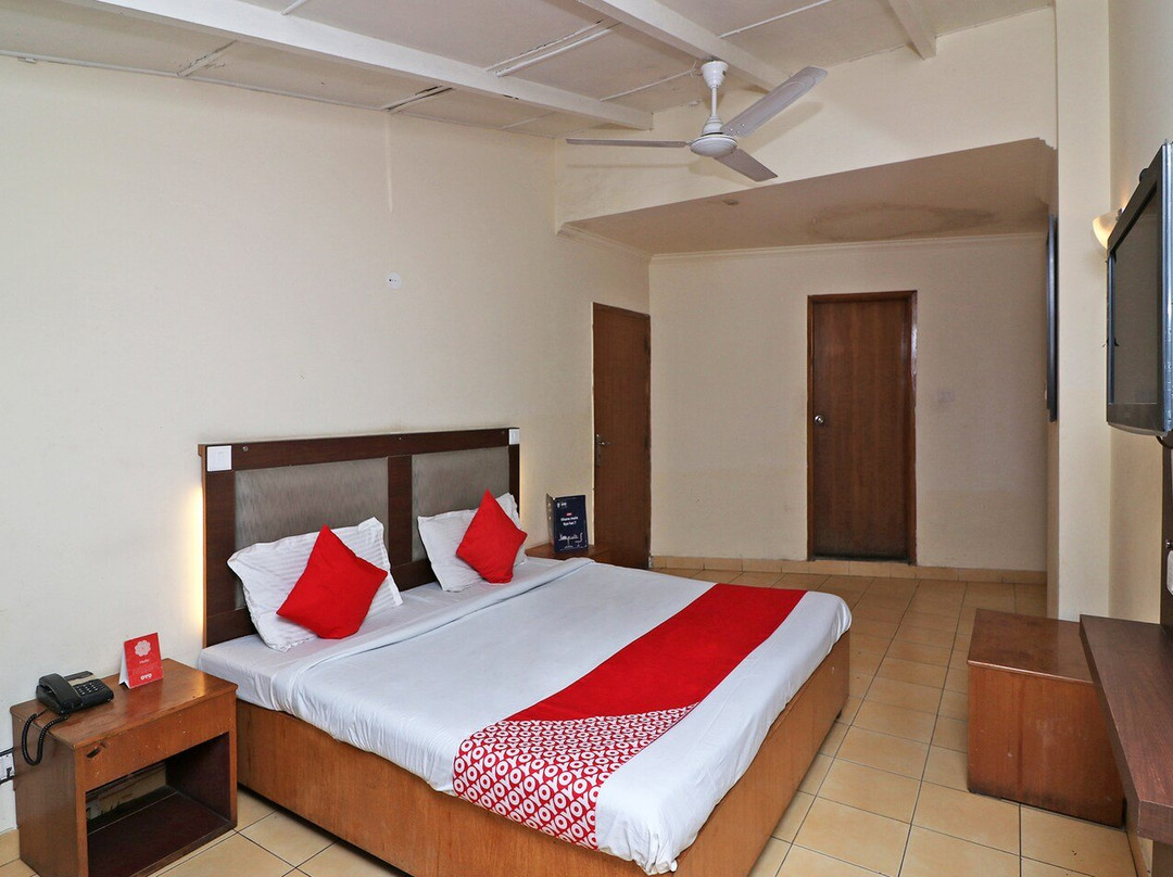 瑞尼克客栈主图