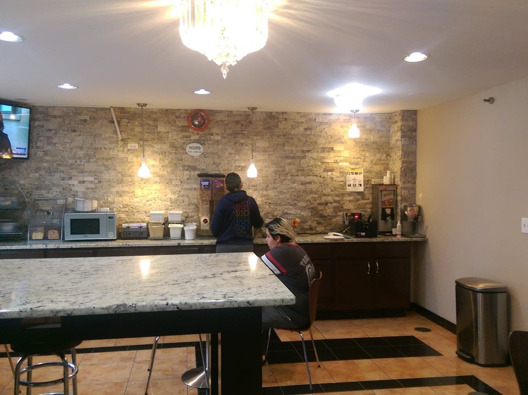 芝加哥奥黑尔机场速8酒店主图