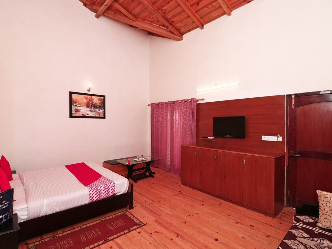 OYO 15171 Shri Shail Inn主图