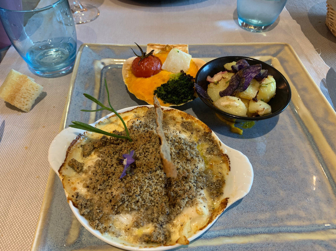 Logis Hôtel Belle-Vue主图