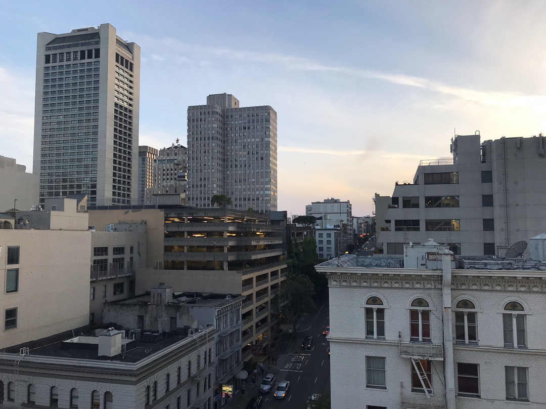 乌节花园酒店主图