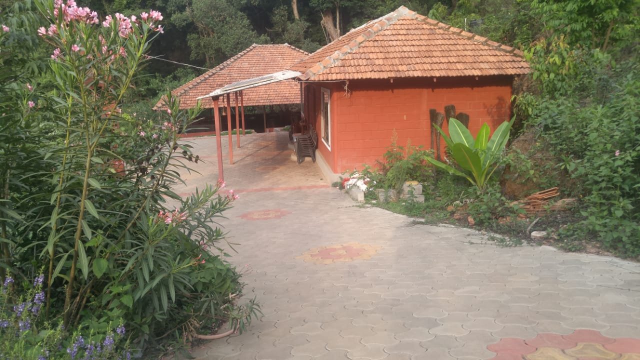 Shishila Hills Jungle Stay-官方