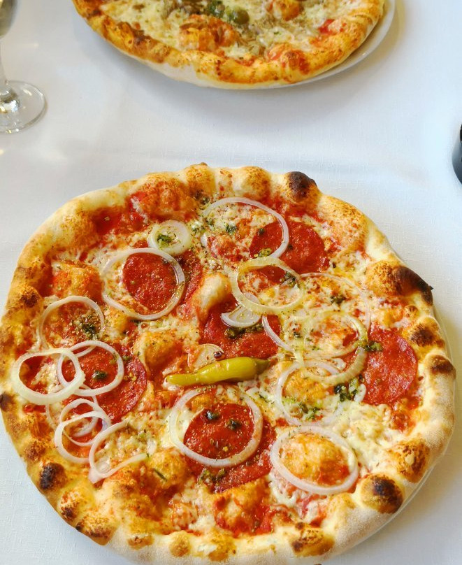 Pizzeria Orange House
