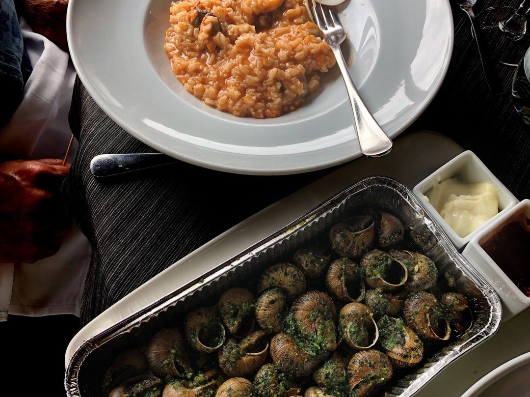 Cuatro Carreteras主图