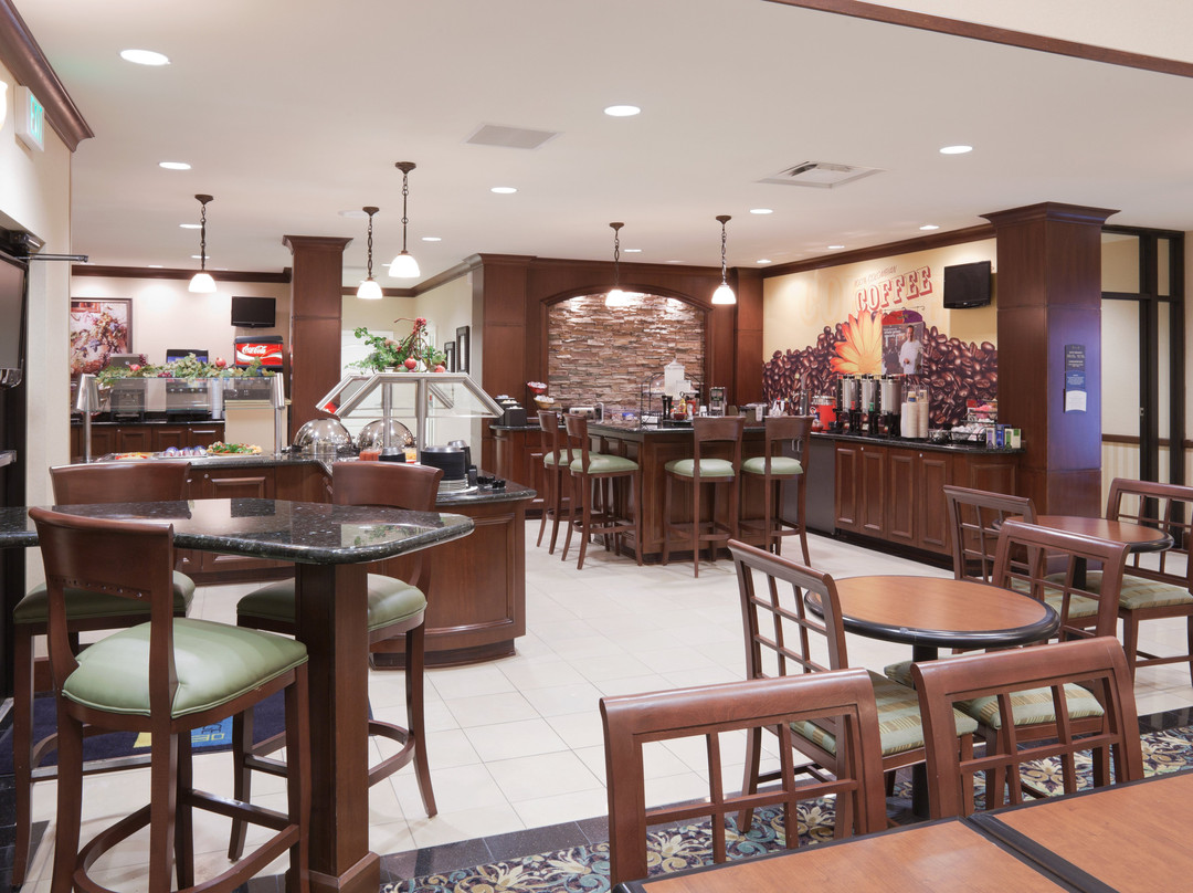 Staybridge Suites 拉斐特机场主图