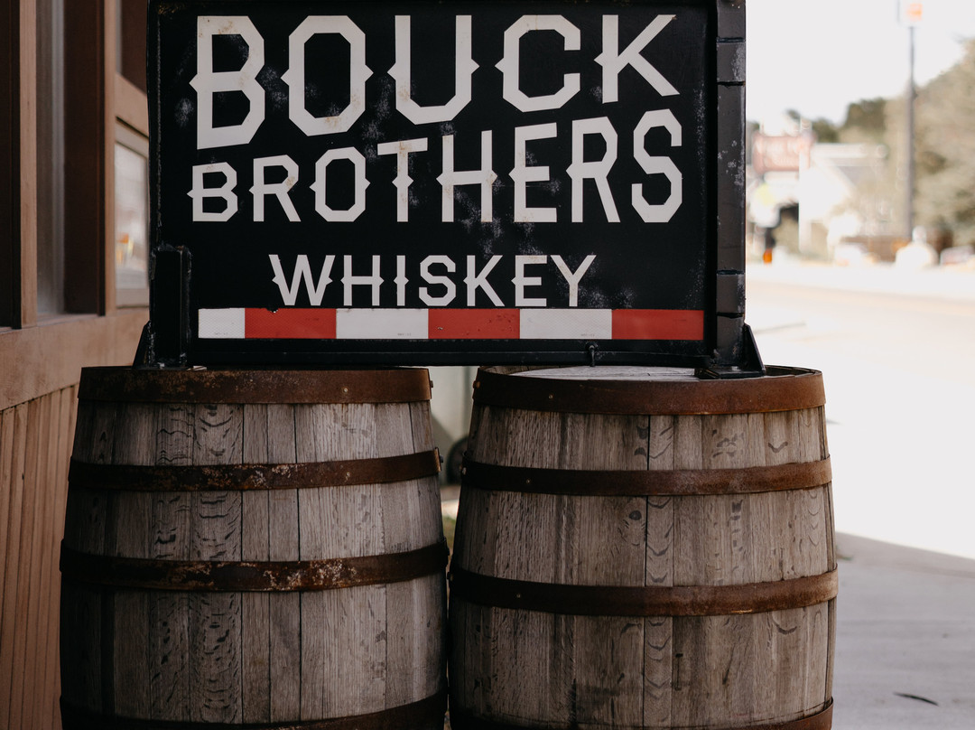 Bouck Brothers Distilling-Idaho Springs必去景点