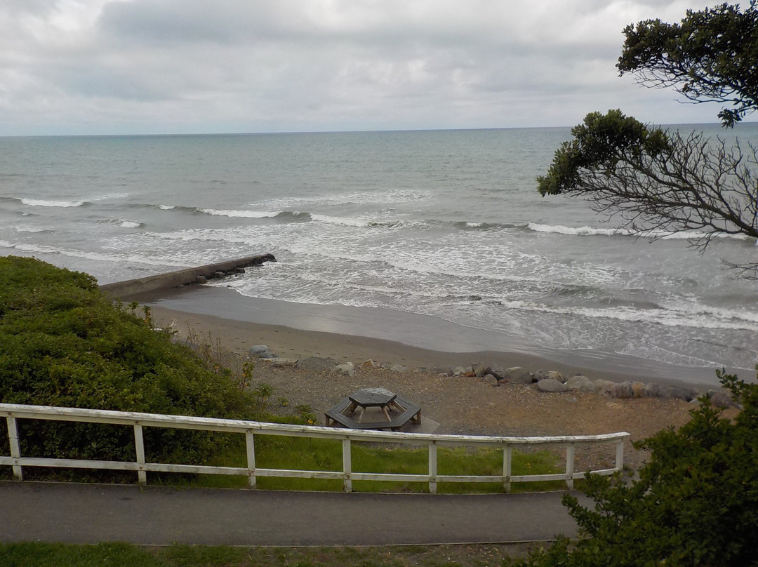 Paekakariki Beach景点图片