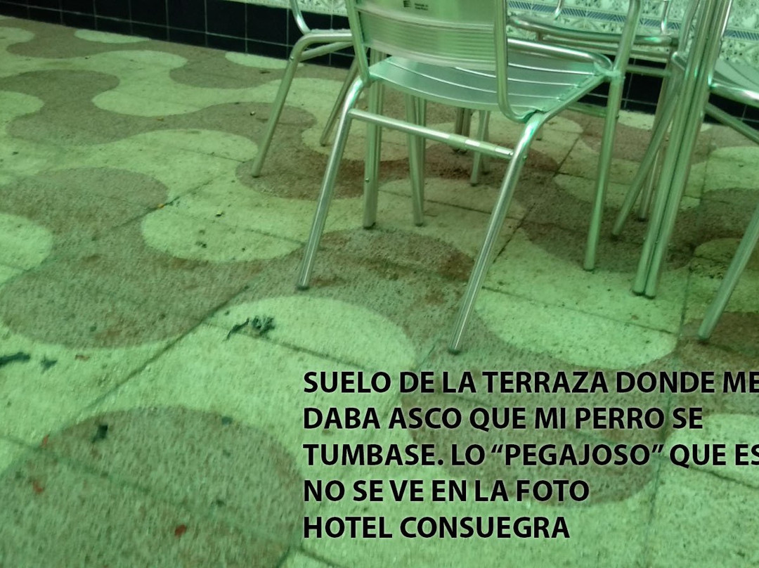 Hotel Consuegra主图