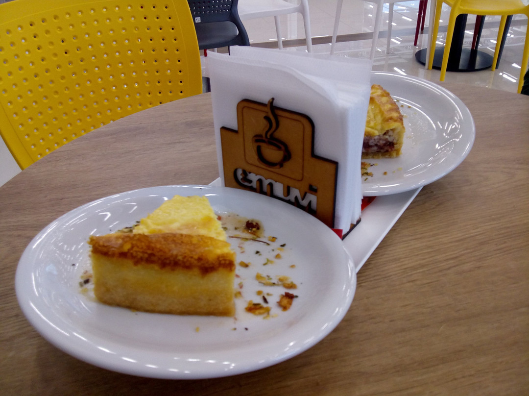 Palmeira餐馆和美食-Emuvi Cafe