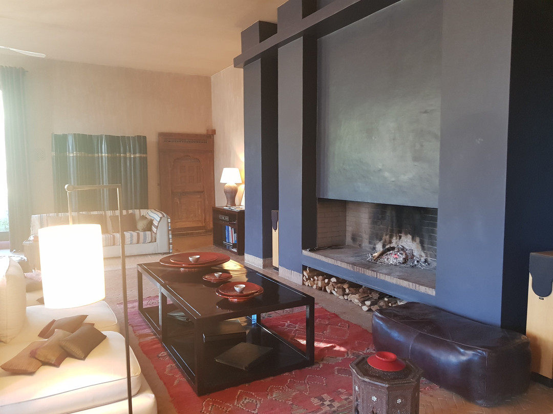 达阿拉姆酒店主图