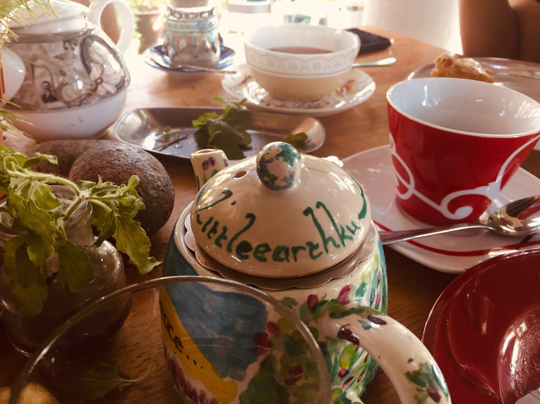 Littleearthku Tearoom and Souvenir Shop
