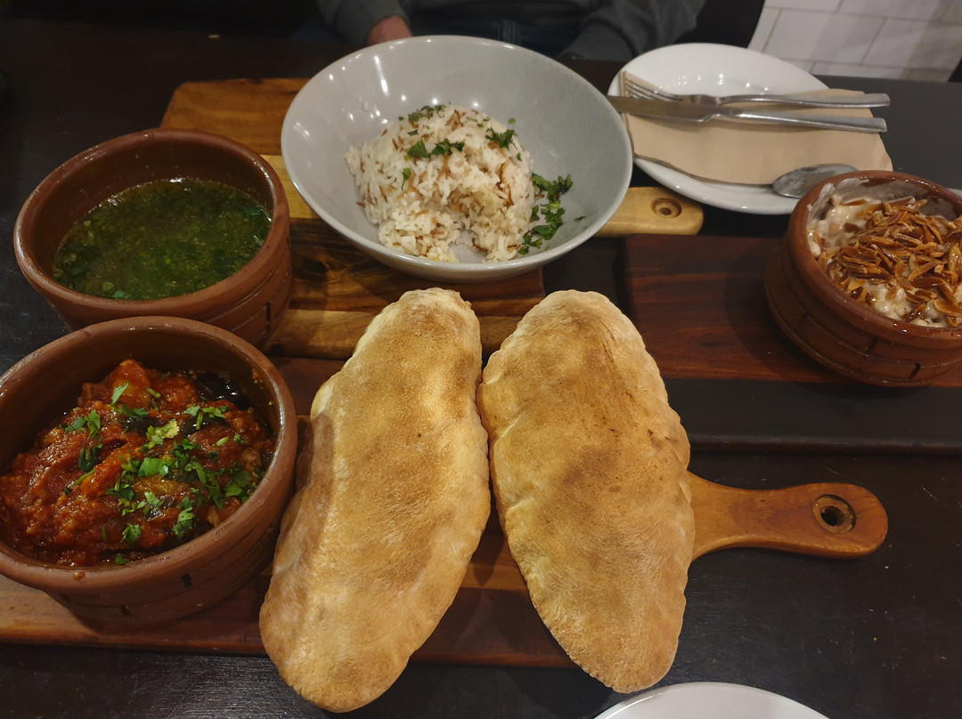 Fel-Fella Pizza House