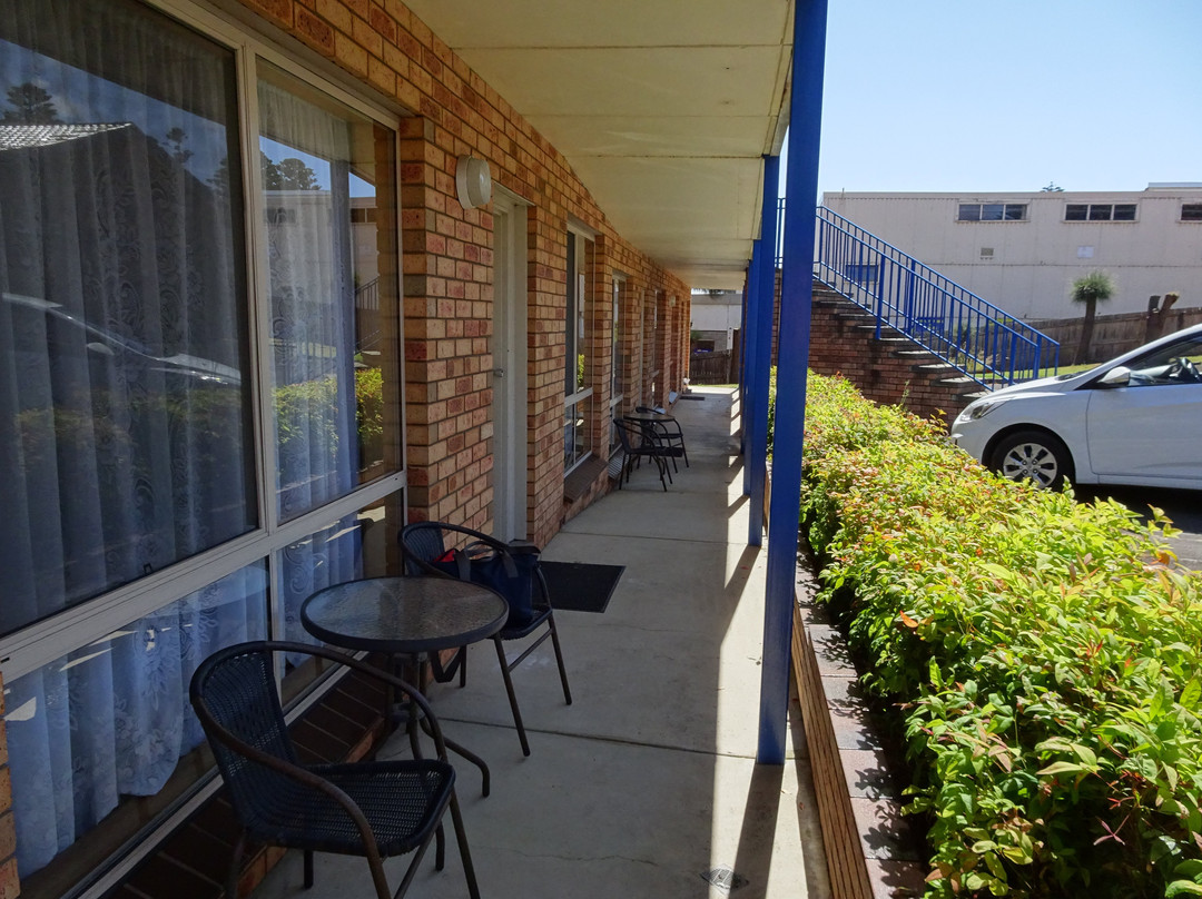 蓝鲸汽车公寓酒店主图