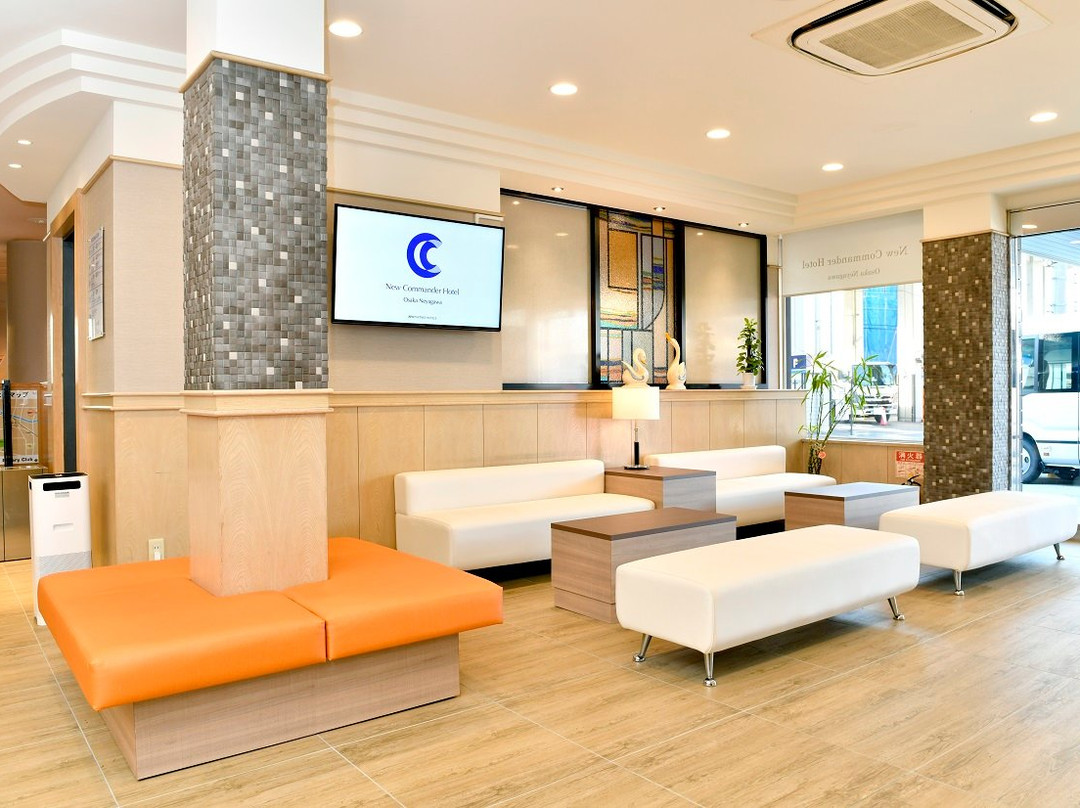 新指挥官酒店主图