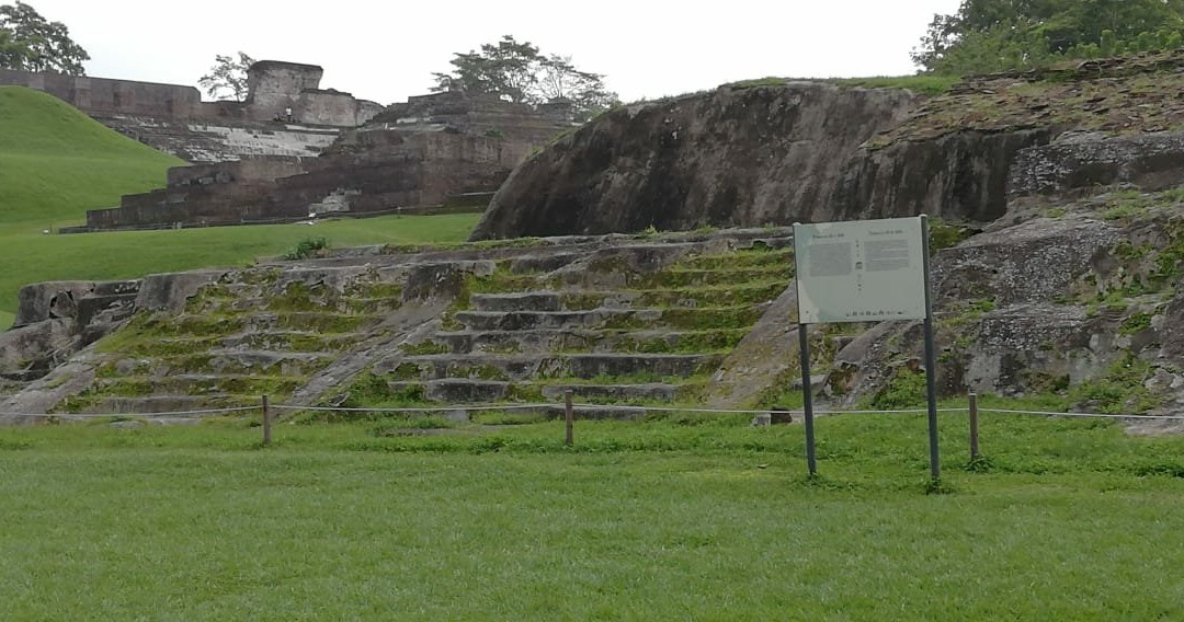 Zona Arqueológica de Comalcalco景点图片