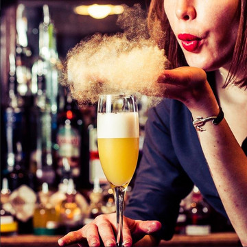 Be At One Leeds Millennium Square-利兹必去景点