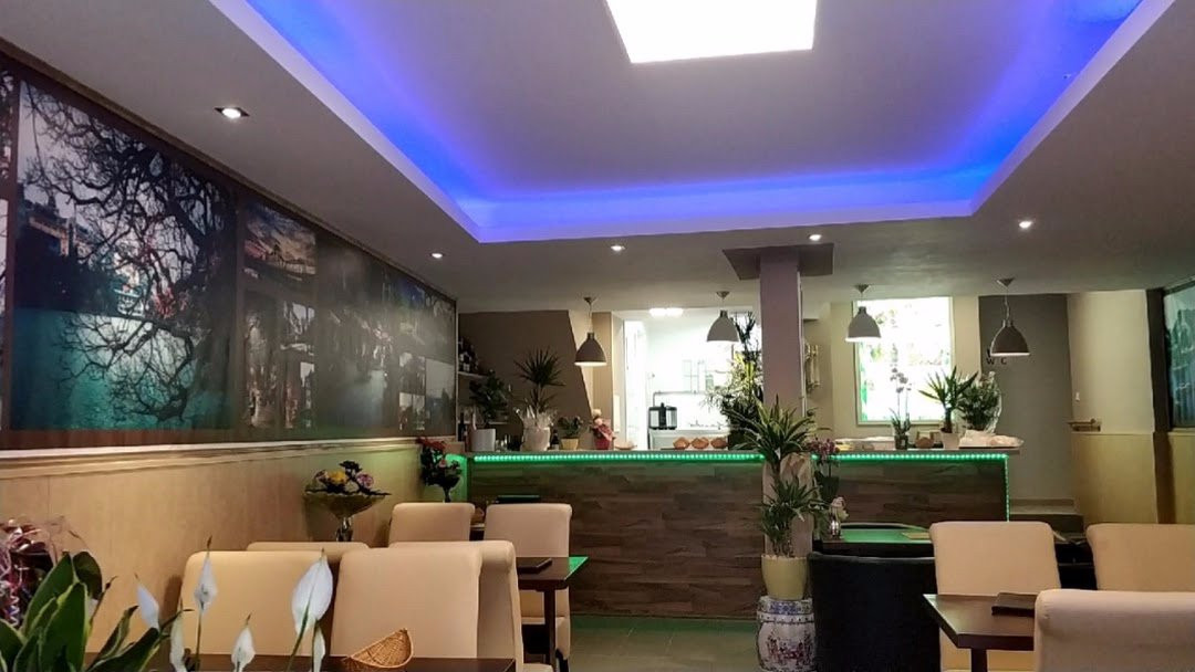 Grana餐馆和美食-Tom's Viet nam Allerlei