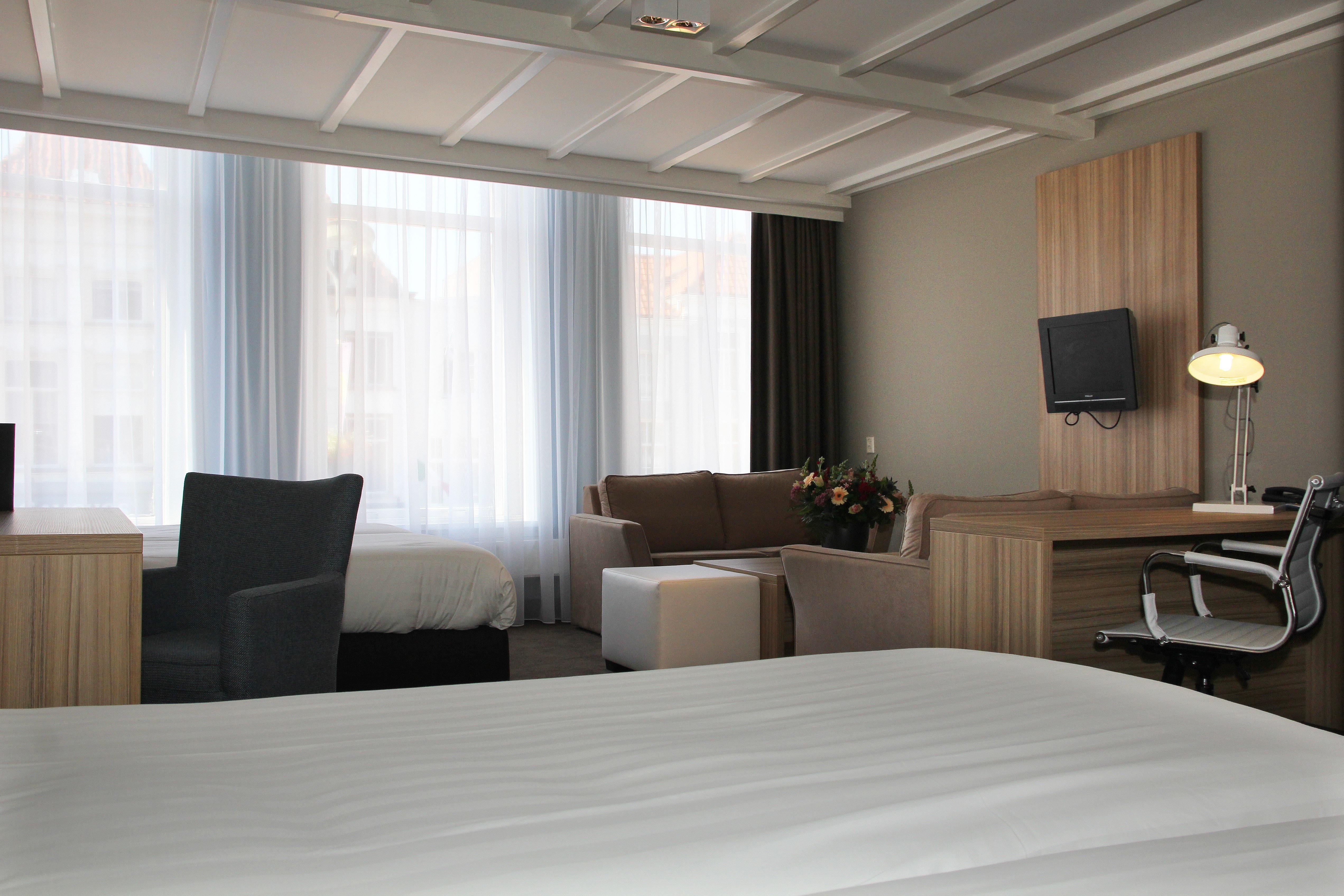 时钟城市酒店-官方