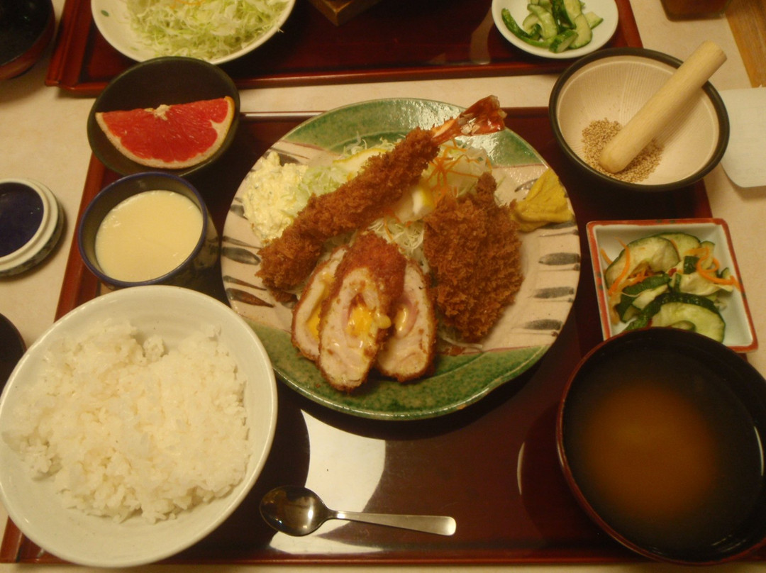 とんかつたやま 美野里店