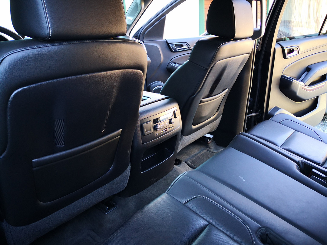 Miracle Mile Limousine Services and Sightseeing Tours景点图片