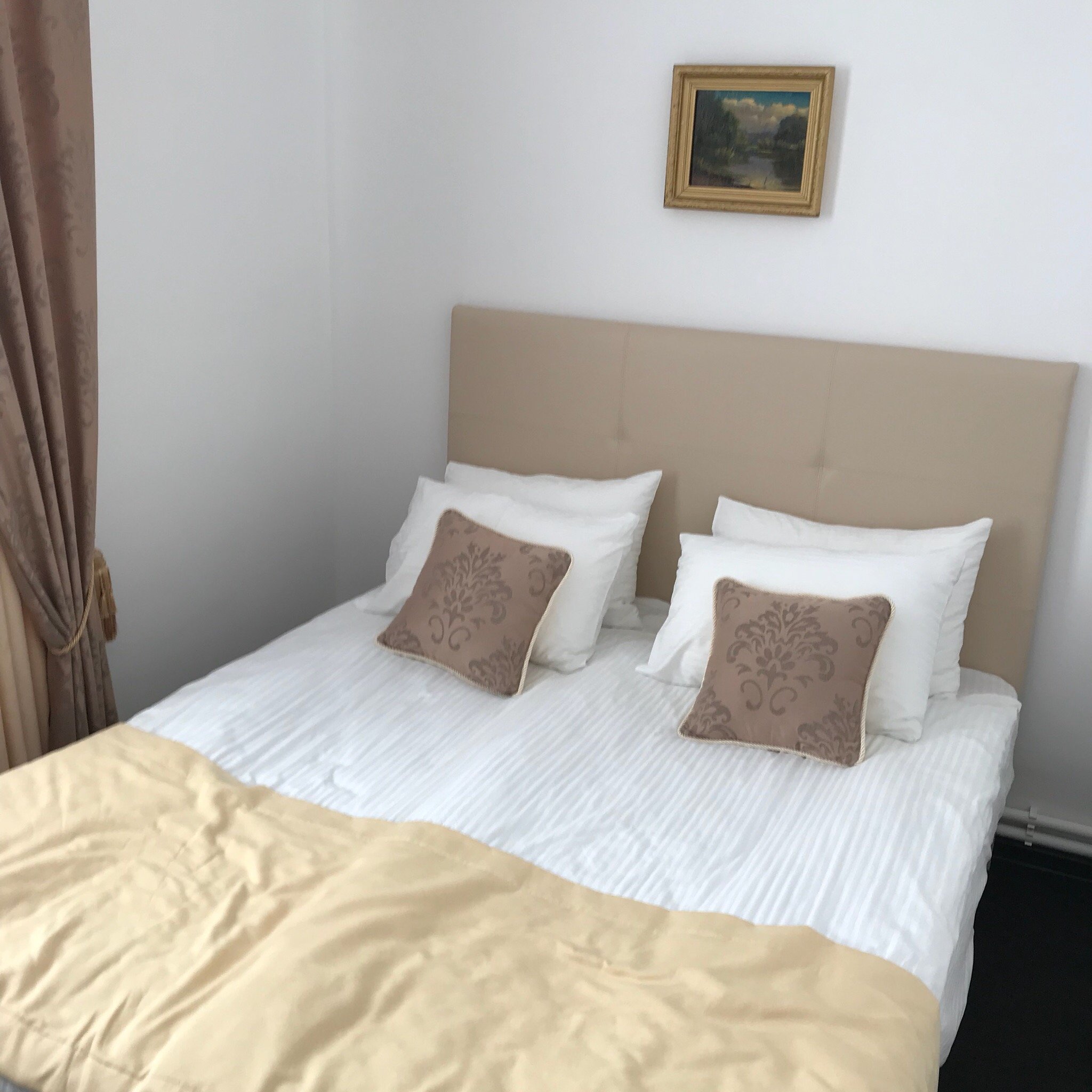 Hotel Ermak-官方