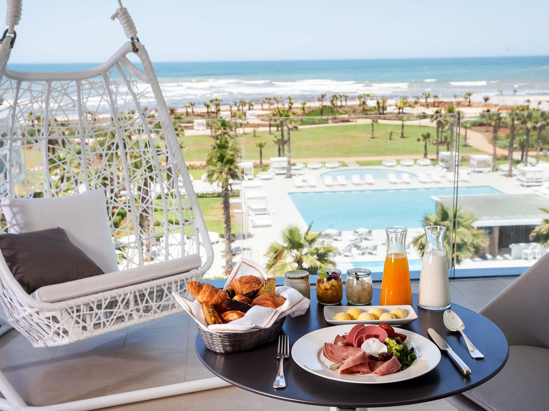 The View Bouznika主图