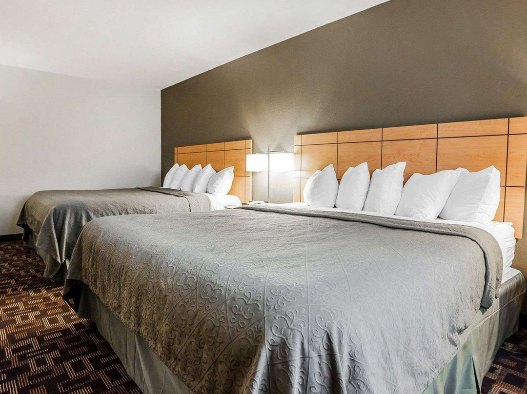 Quality Inn and Suites Des Moines airport主图