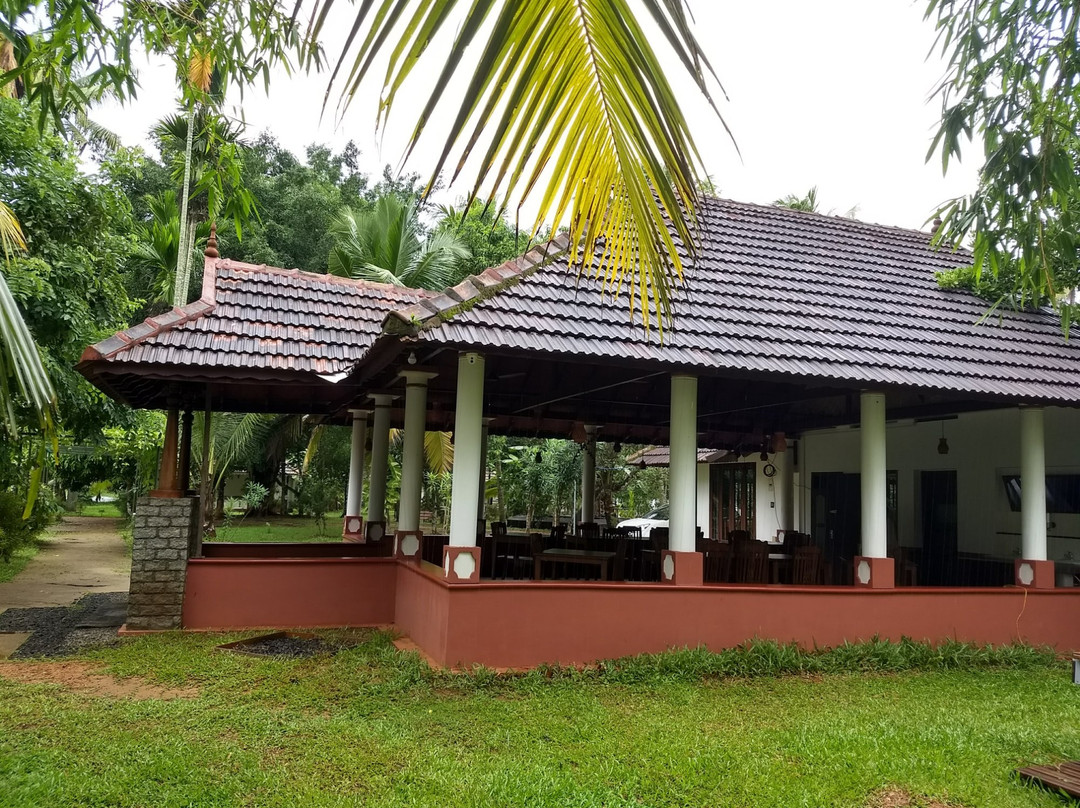 Palmgrove Lake Resort