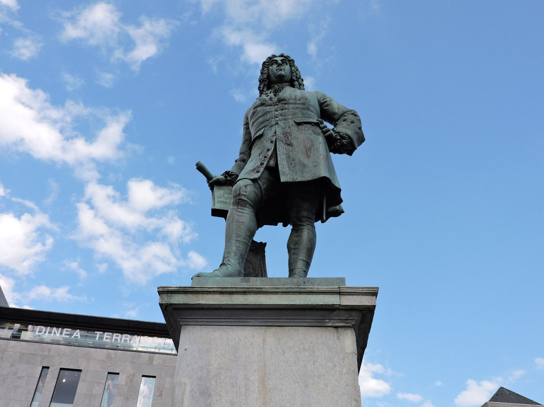 哈雷旅游景点-The Handel Monument