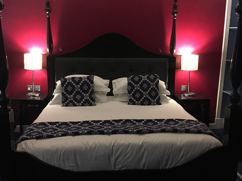 巴斯弗朗西斯酒店主图