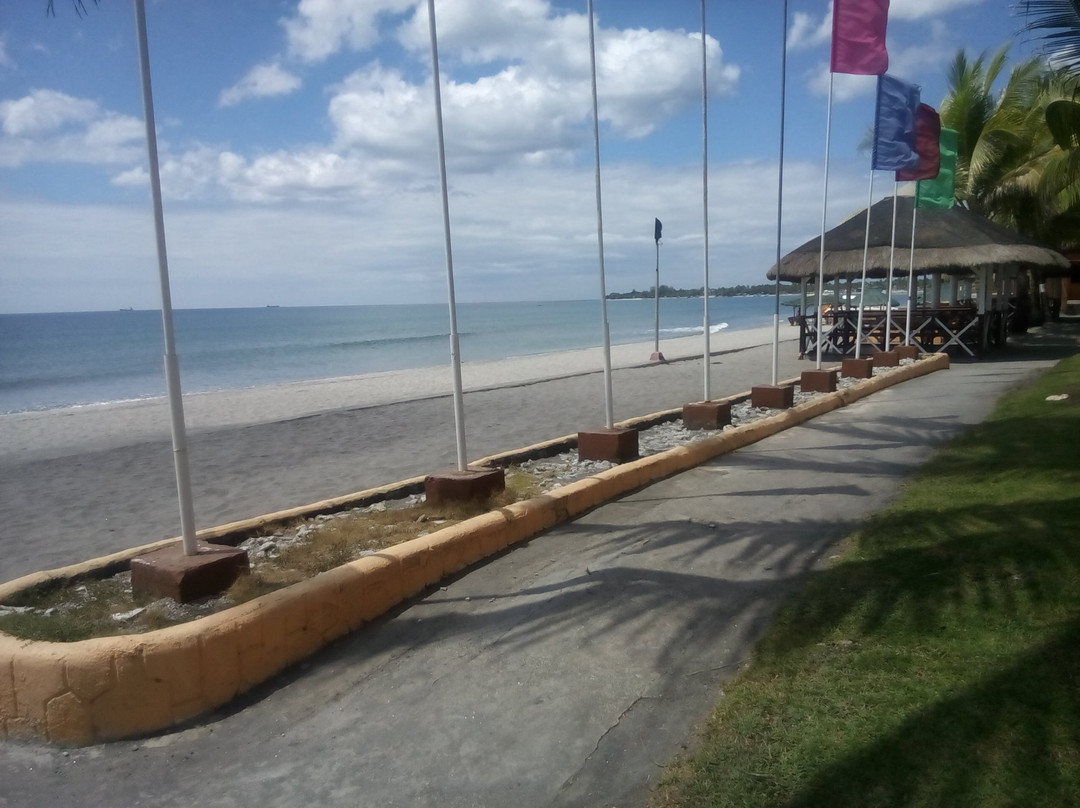 Waterfront Beach Resort主图