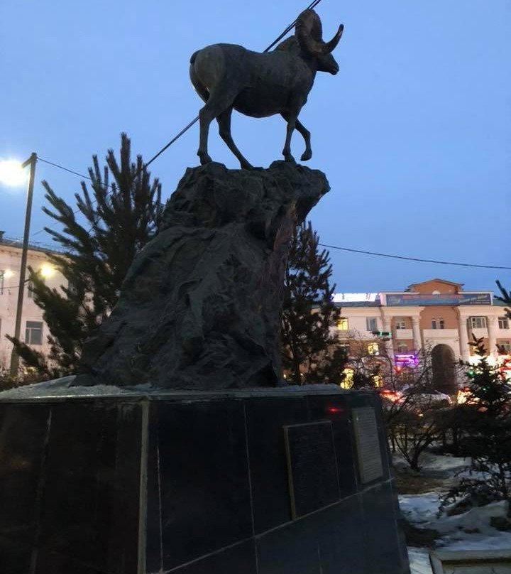 Altai Bighorn Statue-乌兰巴托必去景点
