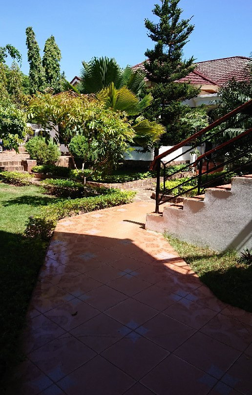 Coast View Hotel主图