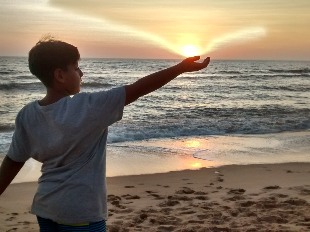 Praia das Neves景点图片