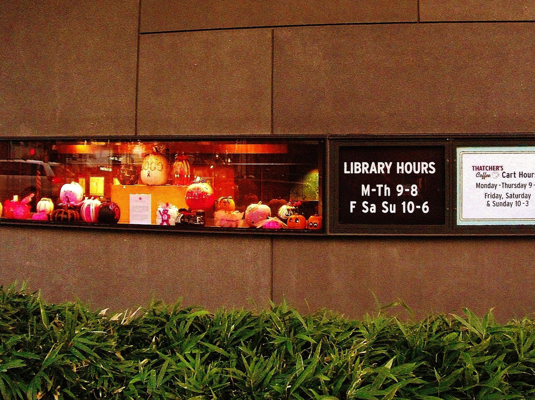 Vancouver Community Library景点图片