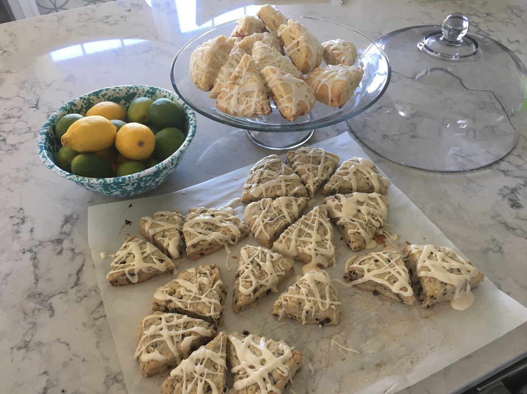 Chenoa餐馆和美食-Common Grounds Cafe & Pie Shop