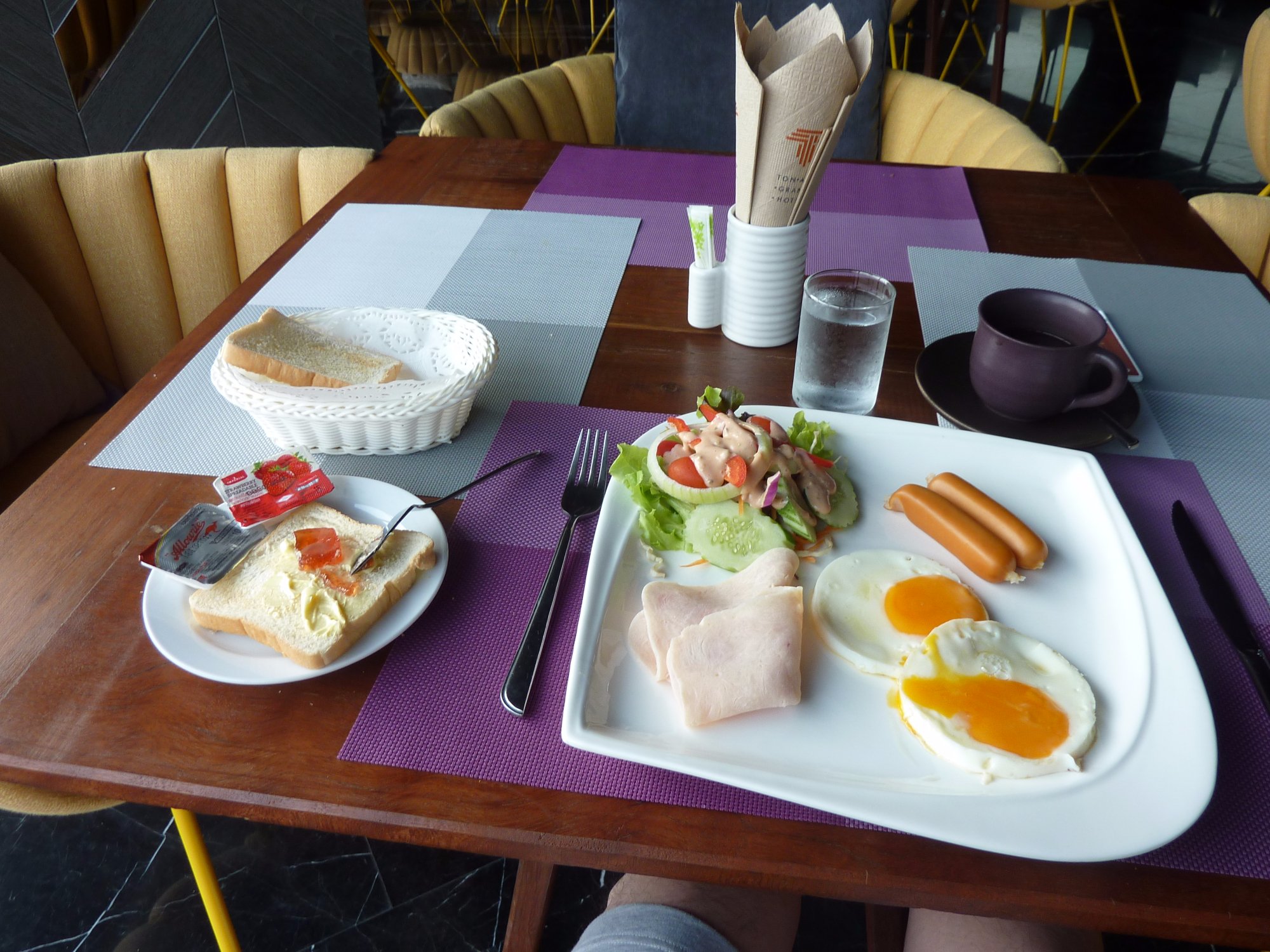 Tonaoi Grand Hotel-餐饮