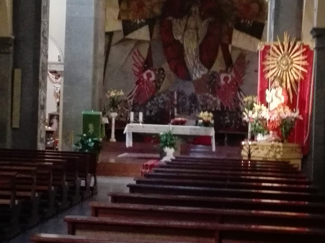 Chiesa Parrocchiale S. Maria Assunta in Cielo-罗卡普廖拉必去景点