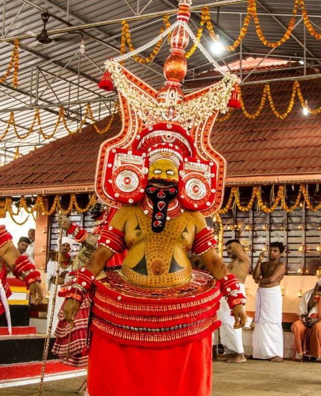 Nidumbram Muthappan Madappura Temple景点图片