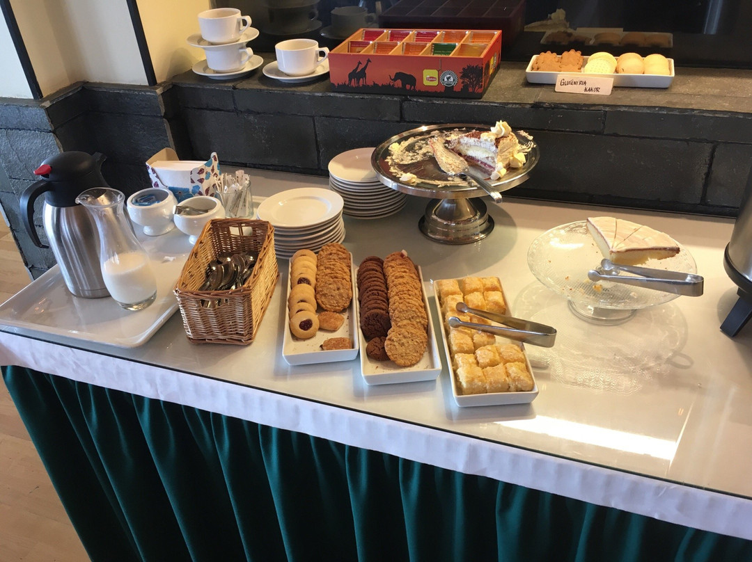 Rora餐馆和美食-Restaurang Tjornbron