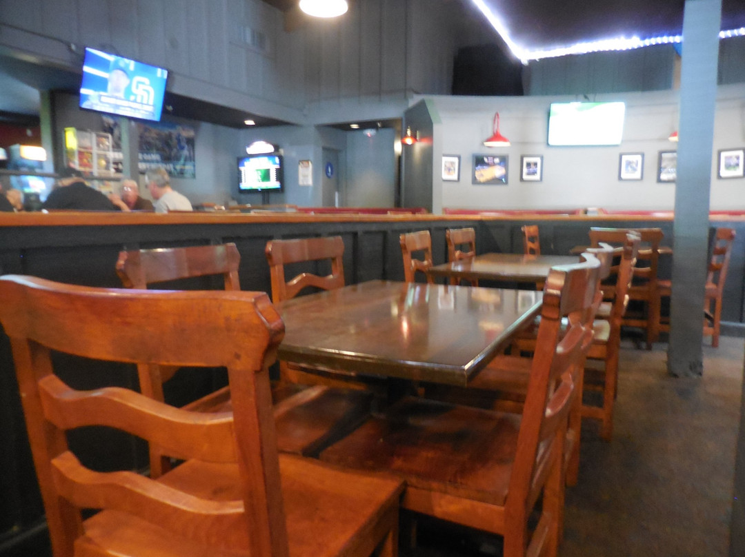 Oggi's Pizza & Brewing Co.