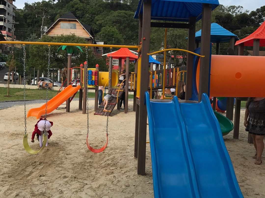 Praça da Criança-格拉玛多必去景点