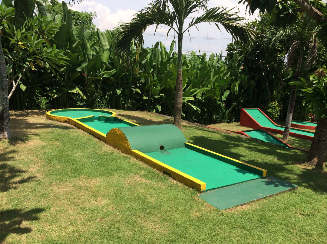 Bali Mini Golf-达巴南必去景点