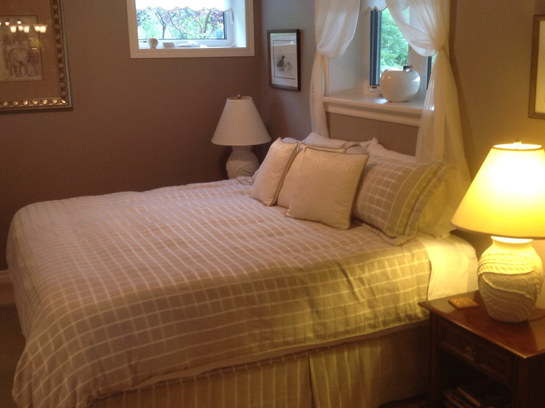 Wild Apple Hill BnB主图